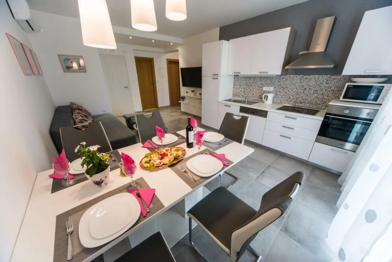 Bonaca Apartment Split